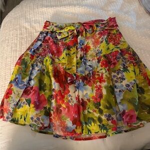 Vici Astoria Floral Mini with Tie Detail Size Large NWOT